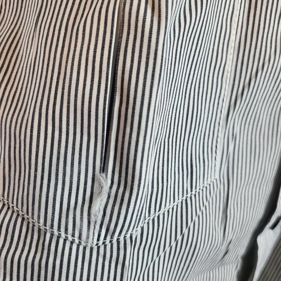 Wrangler Button Down Long Sleeve Shirt - Picture 6 of 8